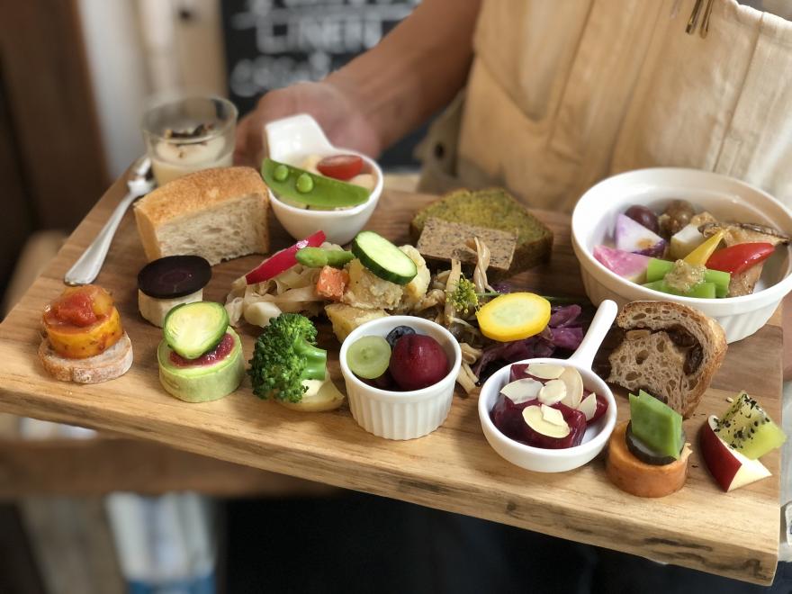 Plus Veganique JIYUGAOKA-A-LUNCH "Antipasto Plate - Farmer’s Organic Vegetables"