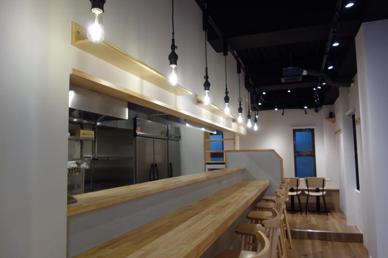 冷麺ダイニングつるしこ 自由が丘店 内観