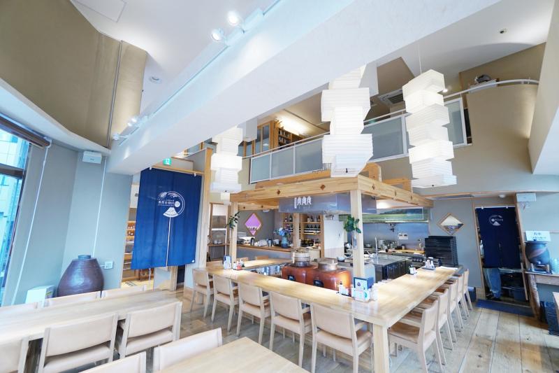 TOYOUKE Organics Restaurant-Interior