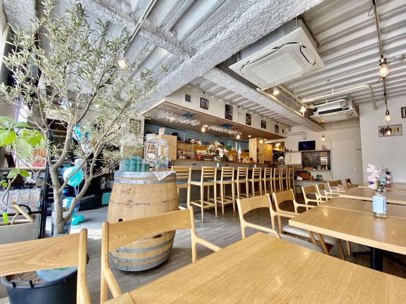 westside cafe 内観