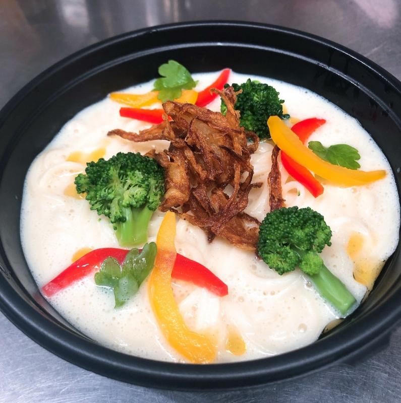 隠れ岩松 冷製ビーガンスープのクリーム麺