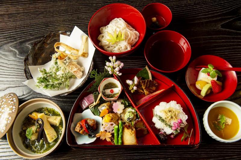 普茶料理 梵-平日昼席 普茶弁当